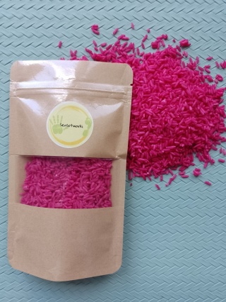 Kolorowy ryż - różowy