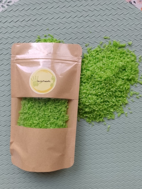 Kolorowy ryż - zielony